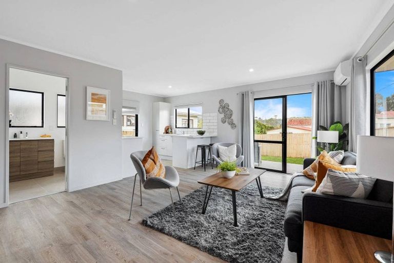 Photo of property in 94a Beach Haven Road, Beach Haven, Auckland, 0626