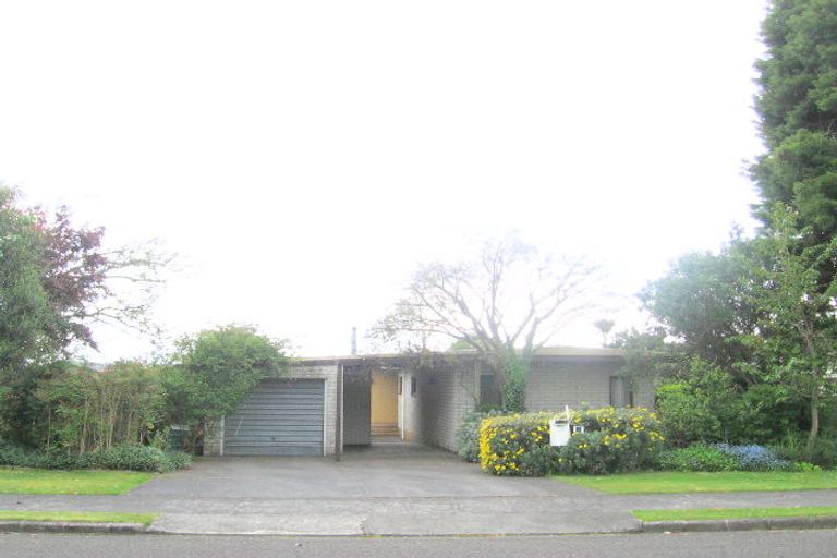 Photo of property in 16 Neri Crescent, Pomare, Rotorua, 3015