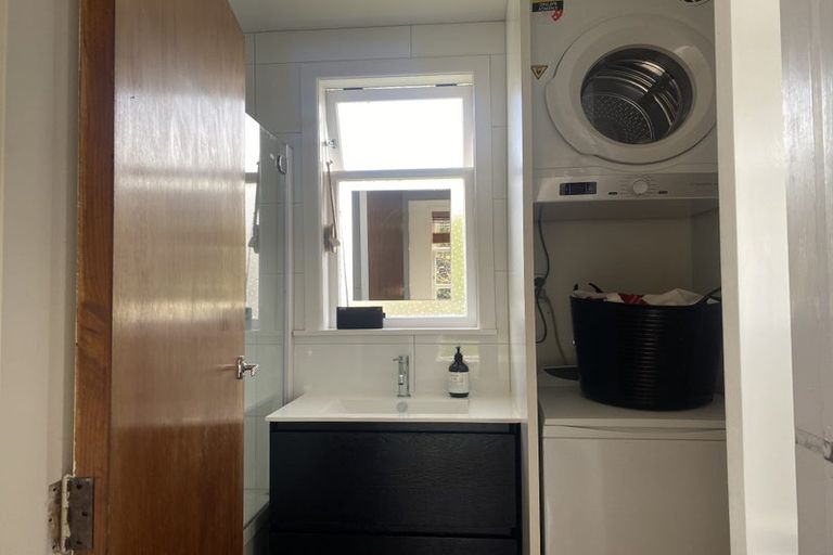 Photo of property in 47a Parkvale Road, Karori, Wellington, 6012