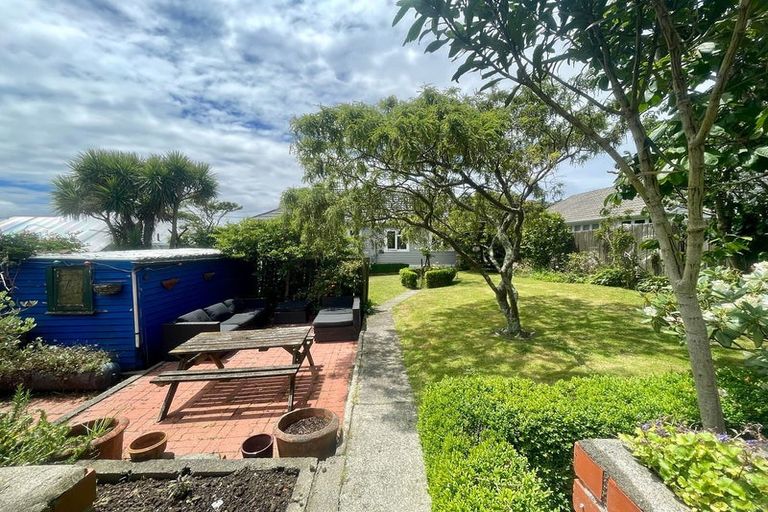 Photo of property in 17 Atua Street, Johnsonville, Wellington, 6037