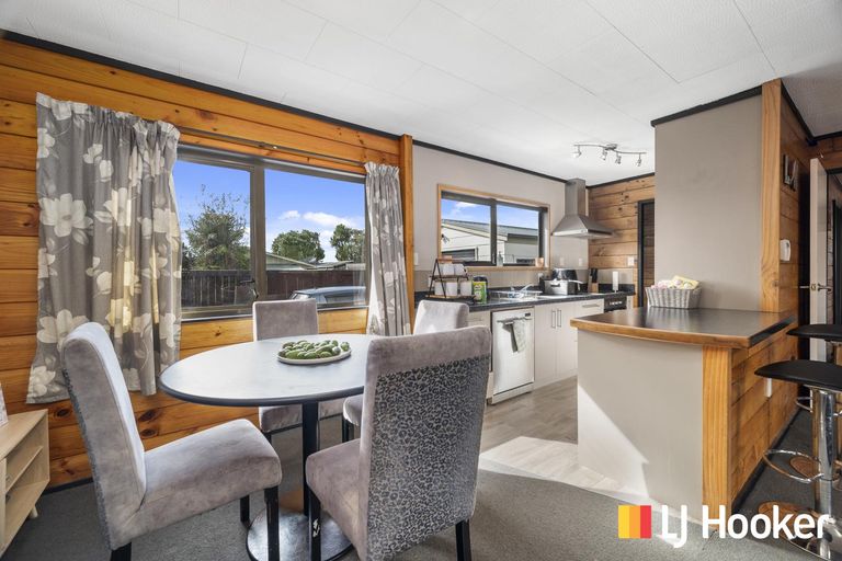 Photo of property in 8b Dawson Drive, Ngongotaha, Rotorua, 3010