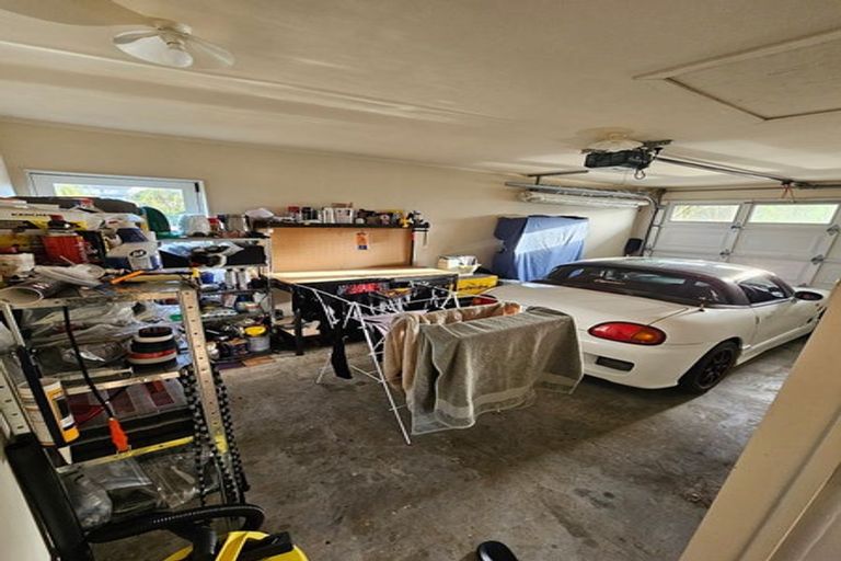 Photo of property in 38 Alexander Street, Cockle Bay, Auckland, 2014