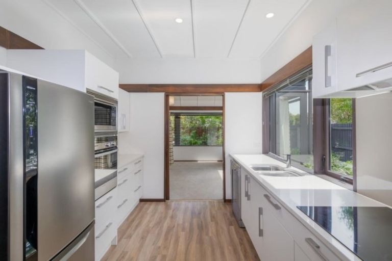 Photo of property in 50 Glandovey Road, Fendalton, Christchurch, 8052