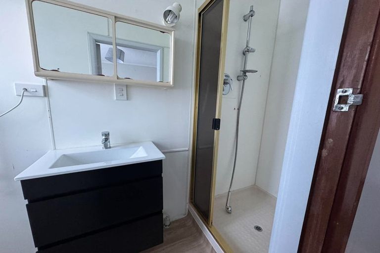 Photo of property in 63 Norton Park Avenue, Fairfield, Lower Hutt, 5011