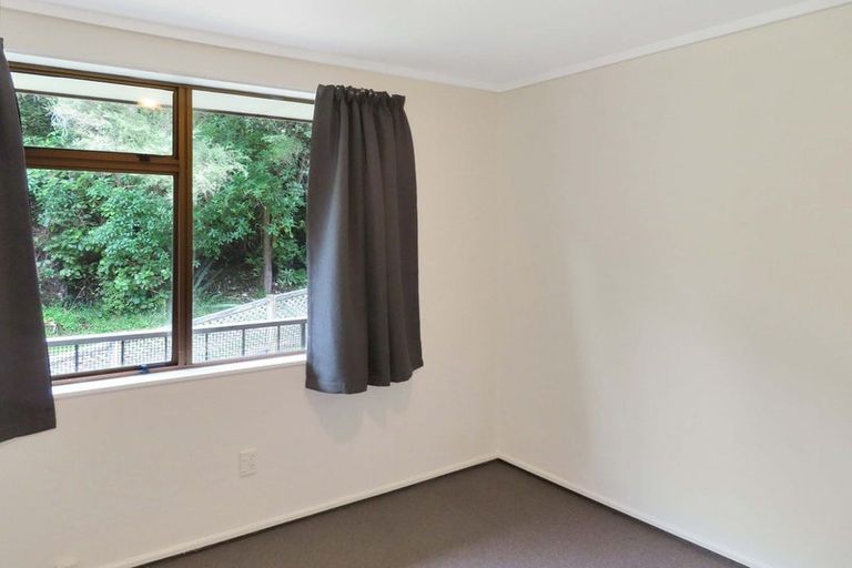 Photo of property in Recreation Reserve, 5/273 Grounsell Crescent, Belmont, Lower Hutt, 5010