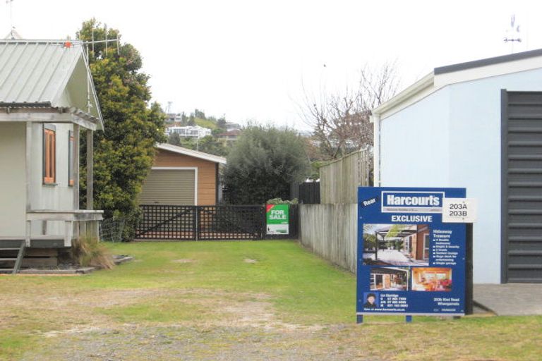 Photo of property in 203b Kiwi Road, Whangamata, 3620