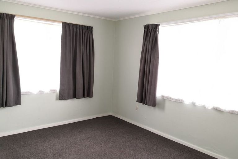 Photo of property in 26a Pringle Street, Taita, Lower Hutt, 5011