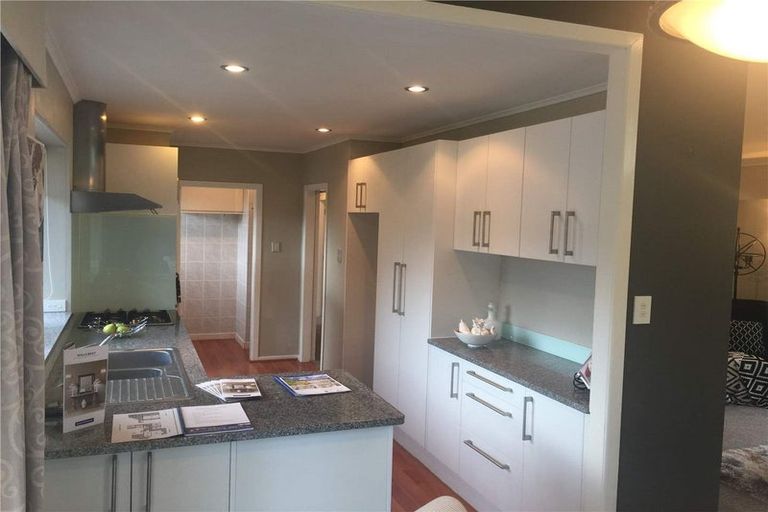 Photo of property in 37 Mountbatten Avenue, Hillcrest, Auckland, 0627