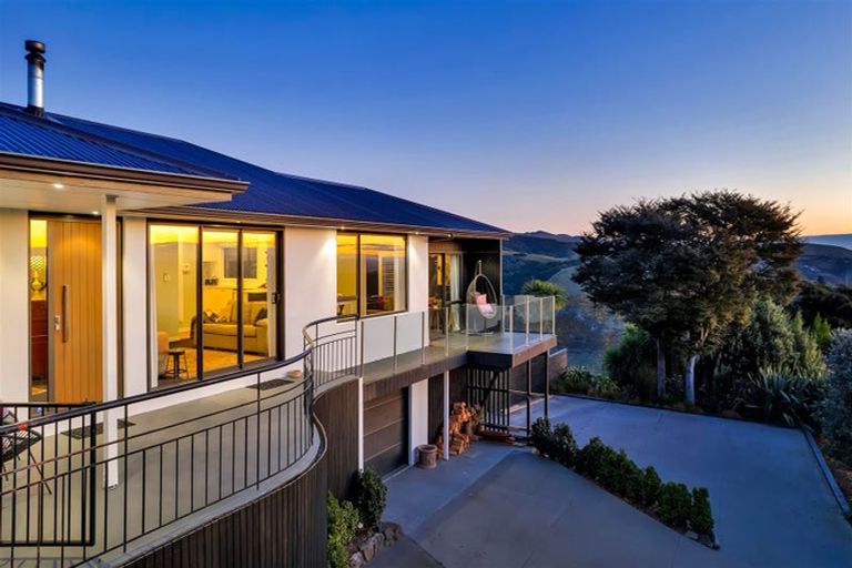 Photo of property in 138a Dyers Pass Road, Cashmere, Christchurch, 8022