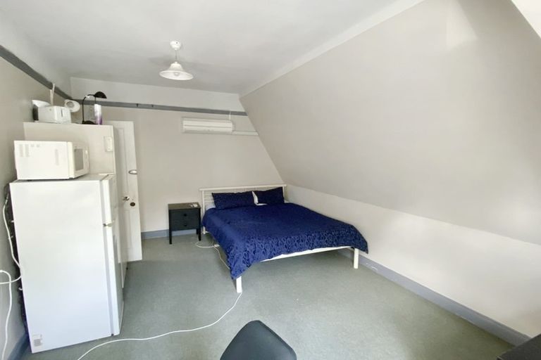 Photo of property in 39 Royal Terrace, Dunedin Central, Dunedin, 9016