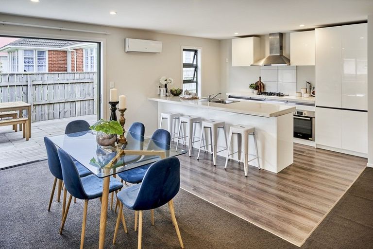 Photo of property in 12a Atiawa Crescent, Waiwhetu, Lower Hutt, 5010