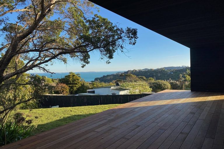 Photo of property in 28 Pacific Parade, Surfdale, Waiheke Island, 1081
