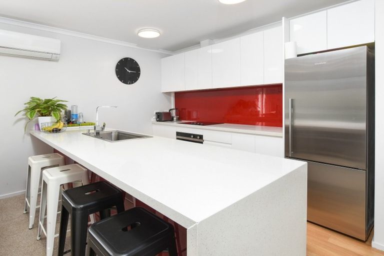 Photo of property in 37 Grandvista Drive, Green Island, Dunedin, 9018