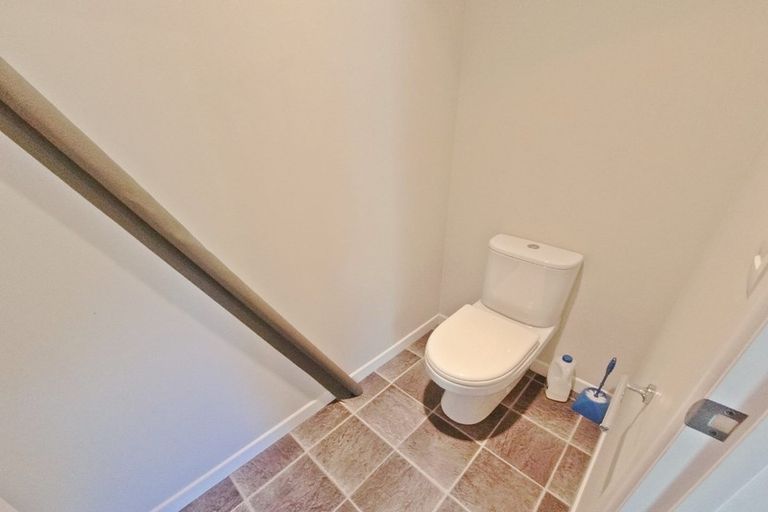 Photo of property in 30 Sandwich Road, St Andrews, Hamilton, 3200