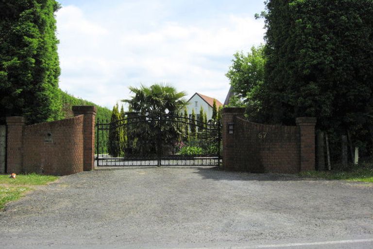 Photo of property in 67 Old Railway Road, Kumeu, 0892