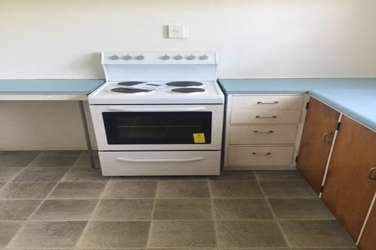 Photo of property in 35 Kamo Road, Regent, Whangarei, 0112