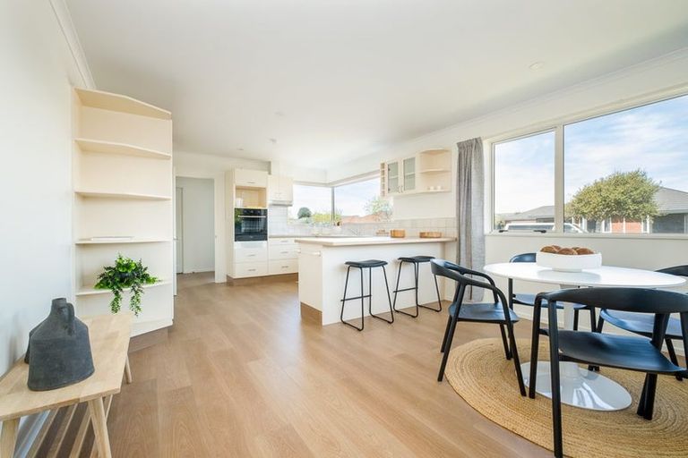 Photo of property in 14 Rue De La Mare, Parklands, Christchurch, 8083
