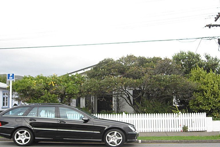 Photo of property in 60 Pilmuir Street, Hutt Central, Lower Hutt, 5010
