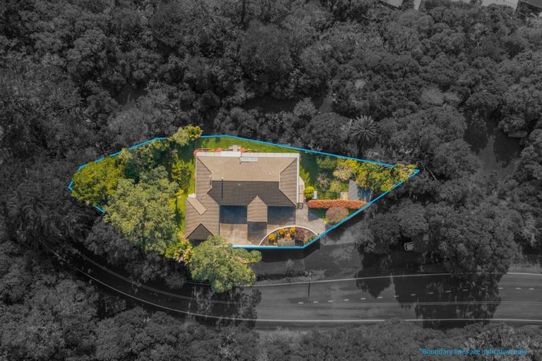 Photo of property in 1050 Hibiscus Coast Highway, Waiwera, Orewa, 0994