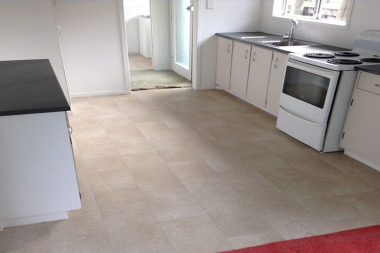 Photo of property in 37 Taurus Crescent, Beach Haven, Auckland, 0626