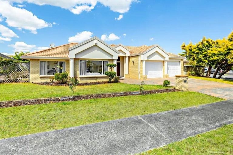 Photo of property in 14 Glencullen Place, Dannemora, Auckland, 2016
