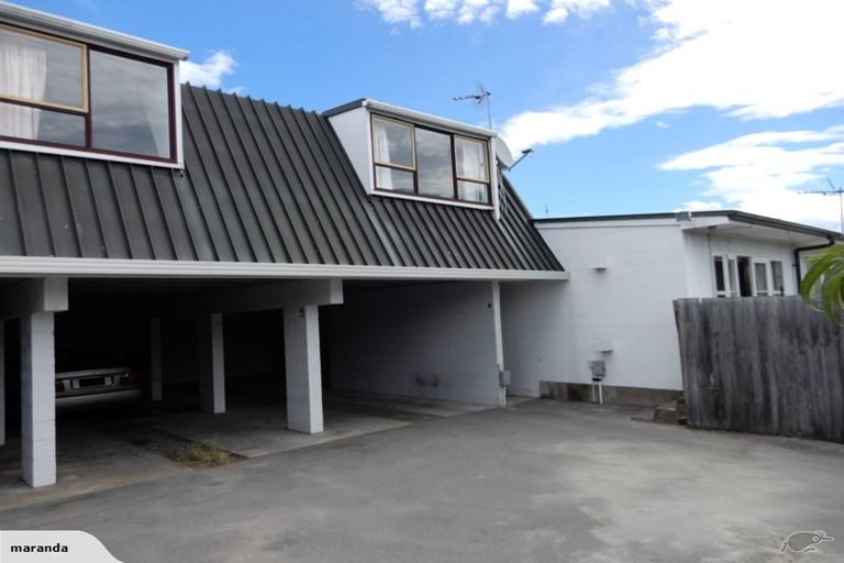Photo of property in 4/43 Brockworth Place, Riccarton, Christchurch, 8011