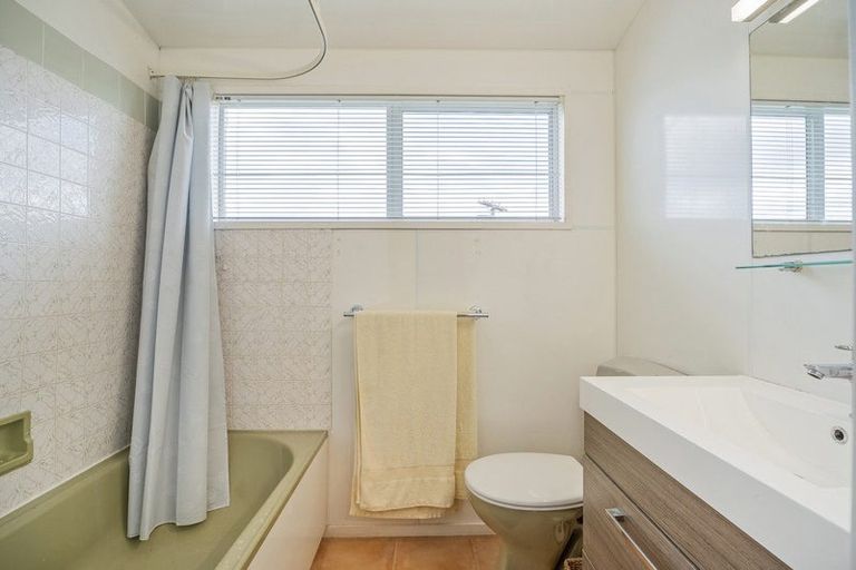 Photo of property in 19 Hicks Place, Cooks Beach, Whitianga, 3591