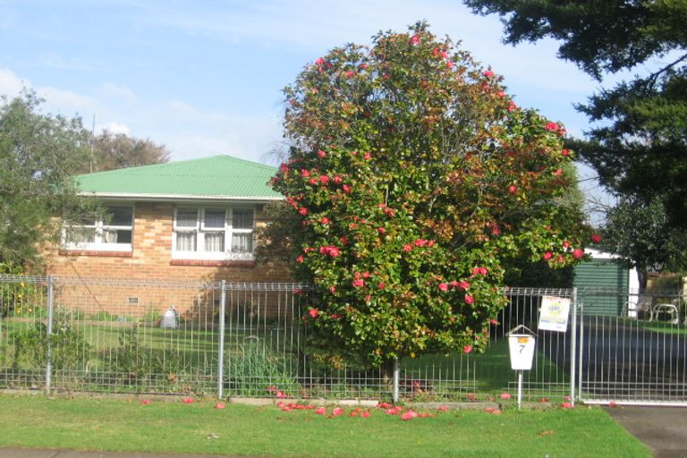 Photo of property in 7 Smiths Avenue, Papakura, 2110