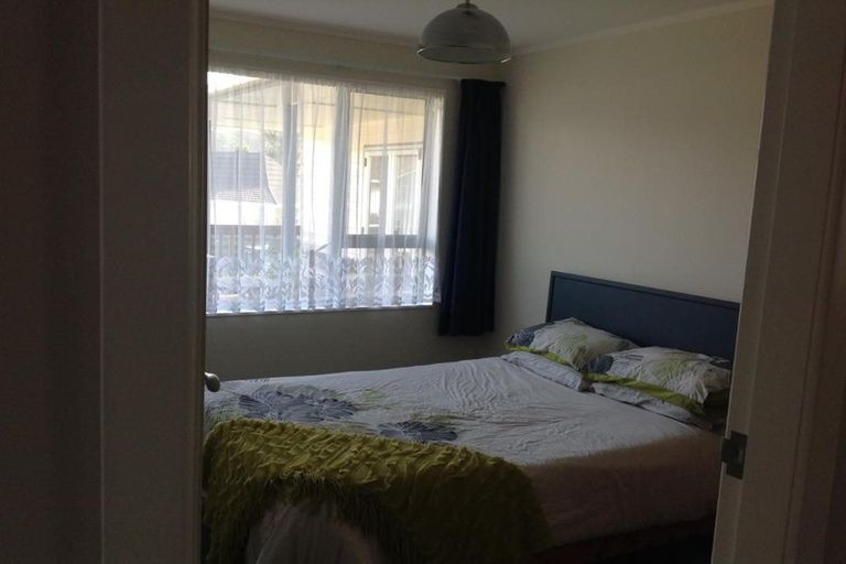 Photo of property in 12 Timaru Grove, Kelson, Lower Hutt, 5010