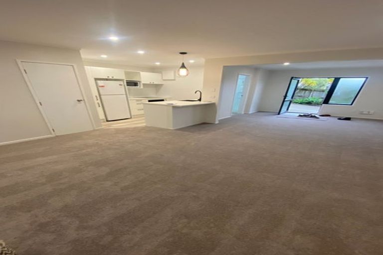 Photo of property in 33 Patons Road, Howick, Auckland, 2014