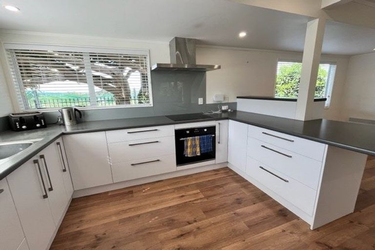 Photo of property in 17 Thurston Place, Bucklands Beach, Auckland, 2012