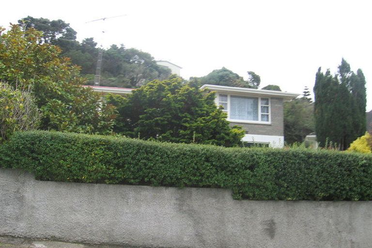Photo of property in 25 Magnolia Grove, Maungaraki, Lower Hutt, 5010