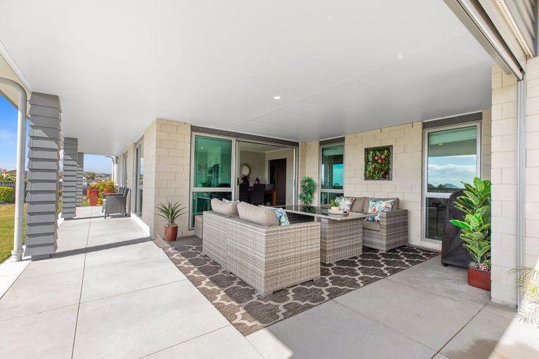 Photo of property in 6 Louise Drive, Ohauiti, Tauranga, 3112