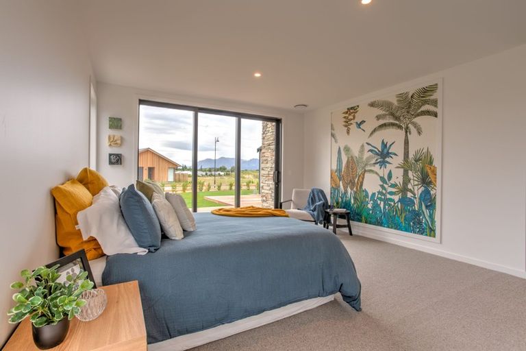 Photo of property in 14 Campbell Road, Wanaka, 9305