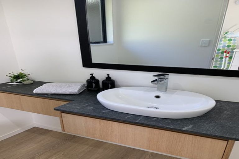 Photo of property in 43 Anderson Road, Matakana, Warkworth, 0985