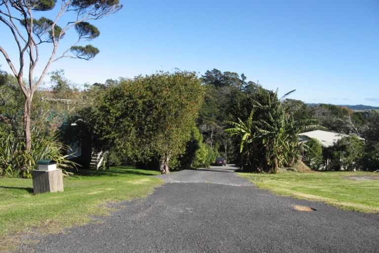 Photo of property in 3 Brind Road, Russell, 0202