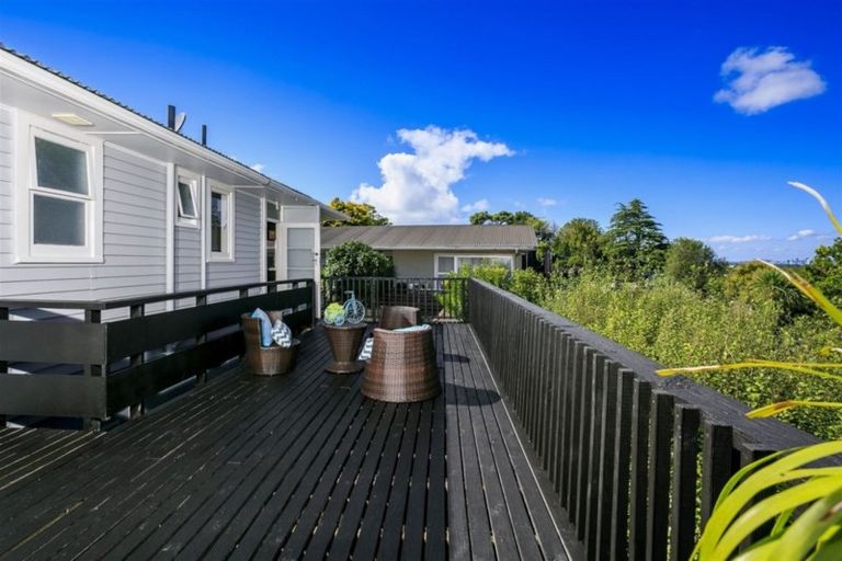 Photo of property in 51 Sycamore Drive, Sunnynook, Auckland, 0620