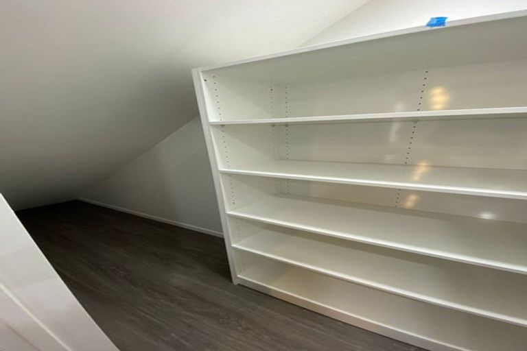 Photo of property in 10c Vickerman Street, Otara, Auckland, 2023