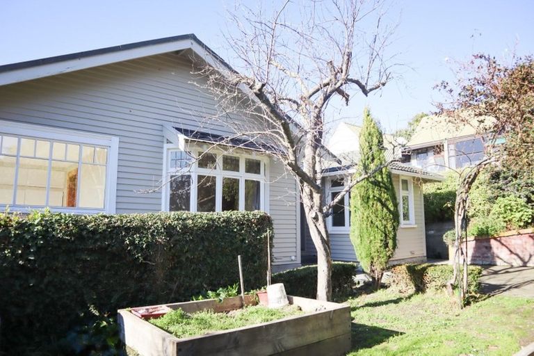 Photo of property in 1a Saint Vincent Terrace, Cashmere, Christchurch, 8022