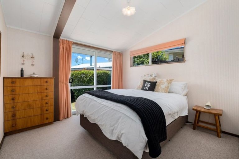 Photo of property in 4 Clematis Court, Wanaka, 9305