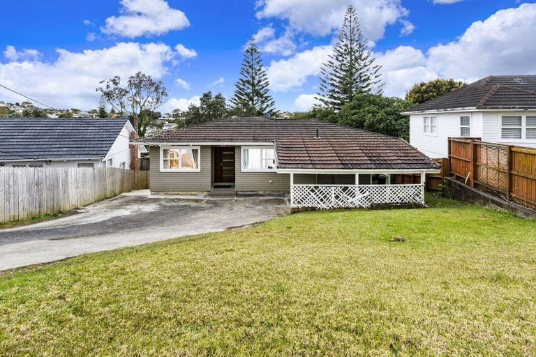 Photo of property in 20 Weldene Avenue, Glenfield, Auckland, 0629