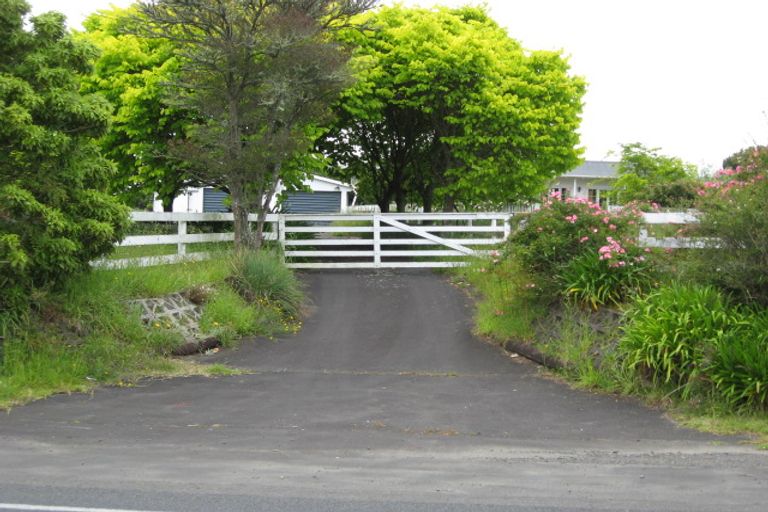 Photo of property in 549 Great South Road, Rosehill, Papakura, 2113