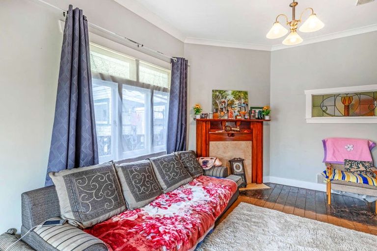 Photo of property in 140 Seddon Street, Pukekohe, 2120