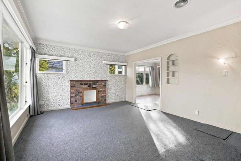 Photo of property in 36 Ongo Road, Hunterville, 4730