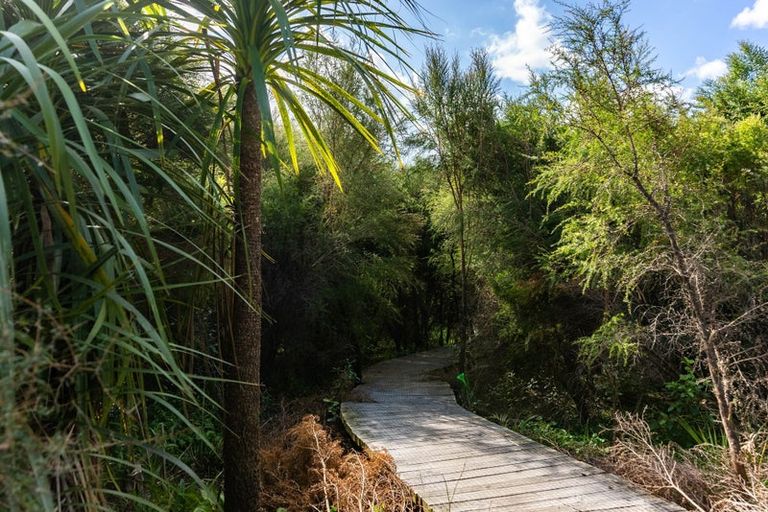 Photo of property in 141 Garbolino Road, Mangawhai, 0573