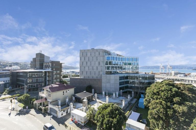 Photo of property in St Pauls Apartments, 41/43 Mulgrave Street, Thorndon, Wellington, 6011
