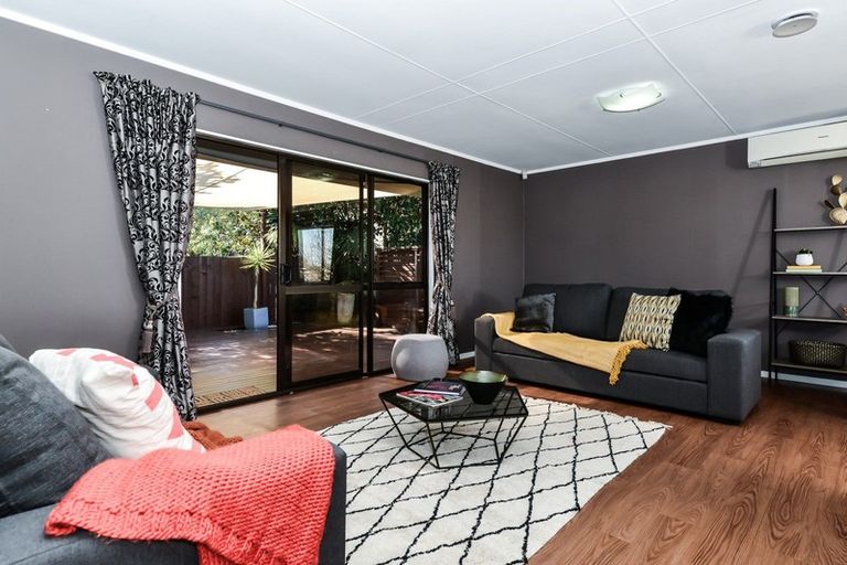 Photo of property in 9b Beadle Place, St Andrews, Hamilton, 3200