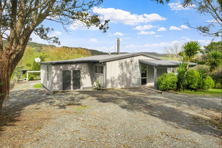 Photo of property in 1213 Pakiri Block Road, Tomarata, Wellsford, 0974