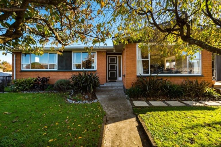 Photo of property in 2 Lynley Crescent, Blenheim, 7201