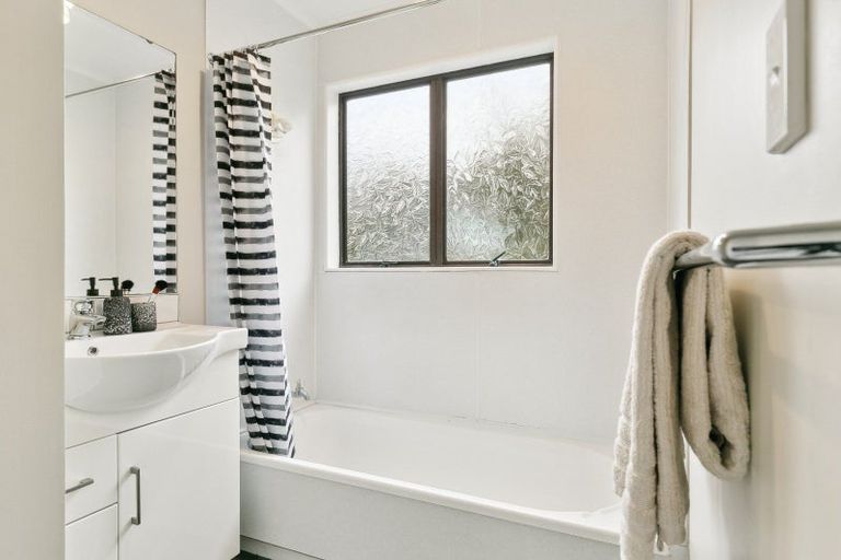 Photo of property in 186 Buckley Road, Southgate, Wellington, 6023